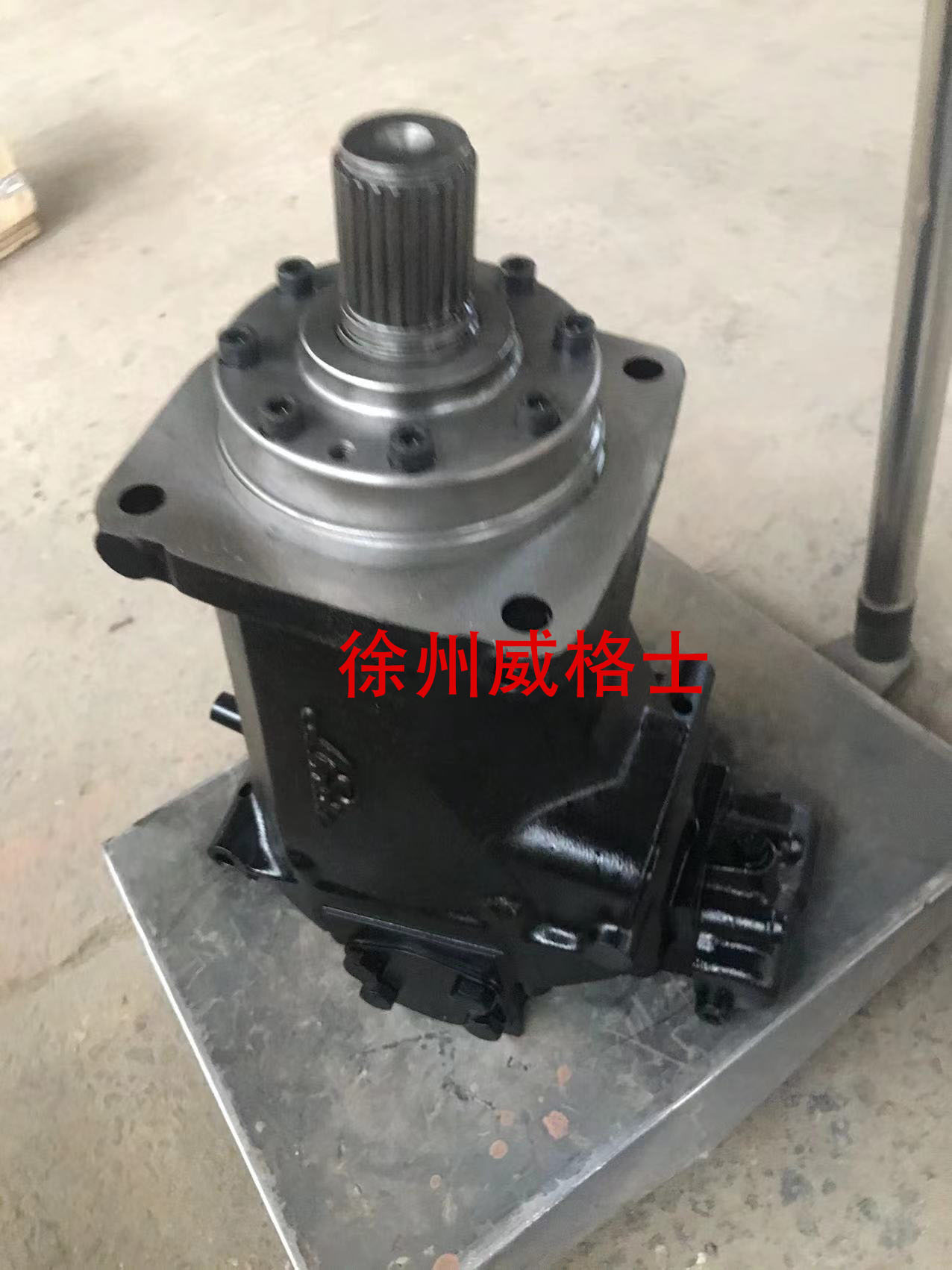 BMW BW213D roller motor, walking motor 2628400