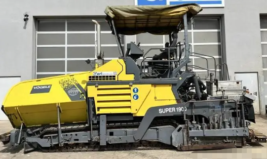 Remanufacturing of used Vogele Super 1900 pavers