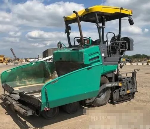 Remanufacture second-hand V ö gele Super 1303i pav