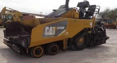 Remanufacturing used Caterpillar AP-600D paver