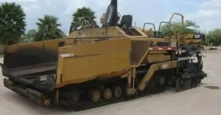 Remanufacturing used Carter AP-1050B paver