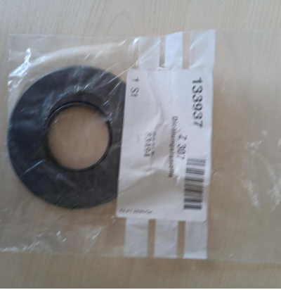 Wirtgen Primary return roller seal plate Part numb