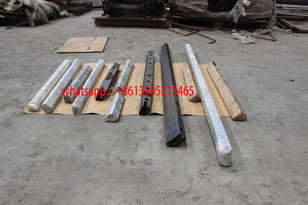 Paver 2051692 Screed Plate Service Package / Stove