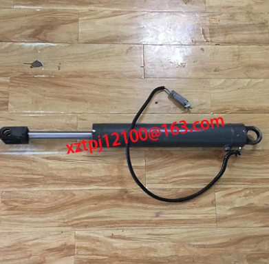 Paver leveling oil cylinder part number 2026912