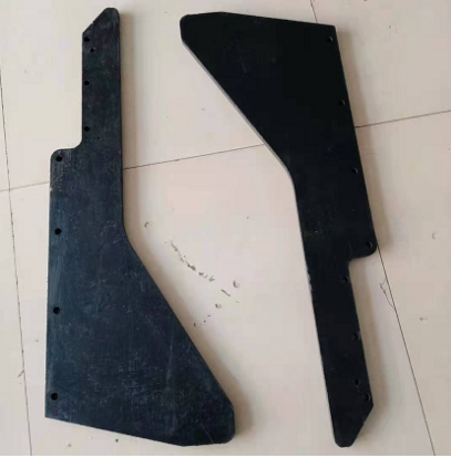 Rubber stopper plates on both sides of Fogler 2487