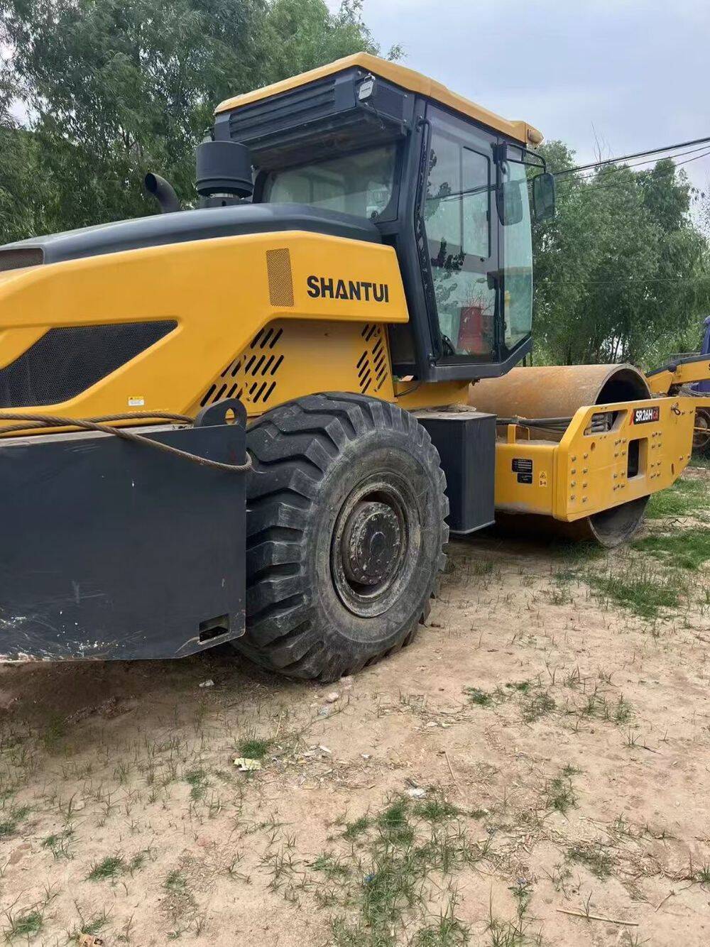 Second hand purchase of Shantui 26 ton fully hydra
