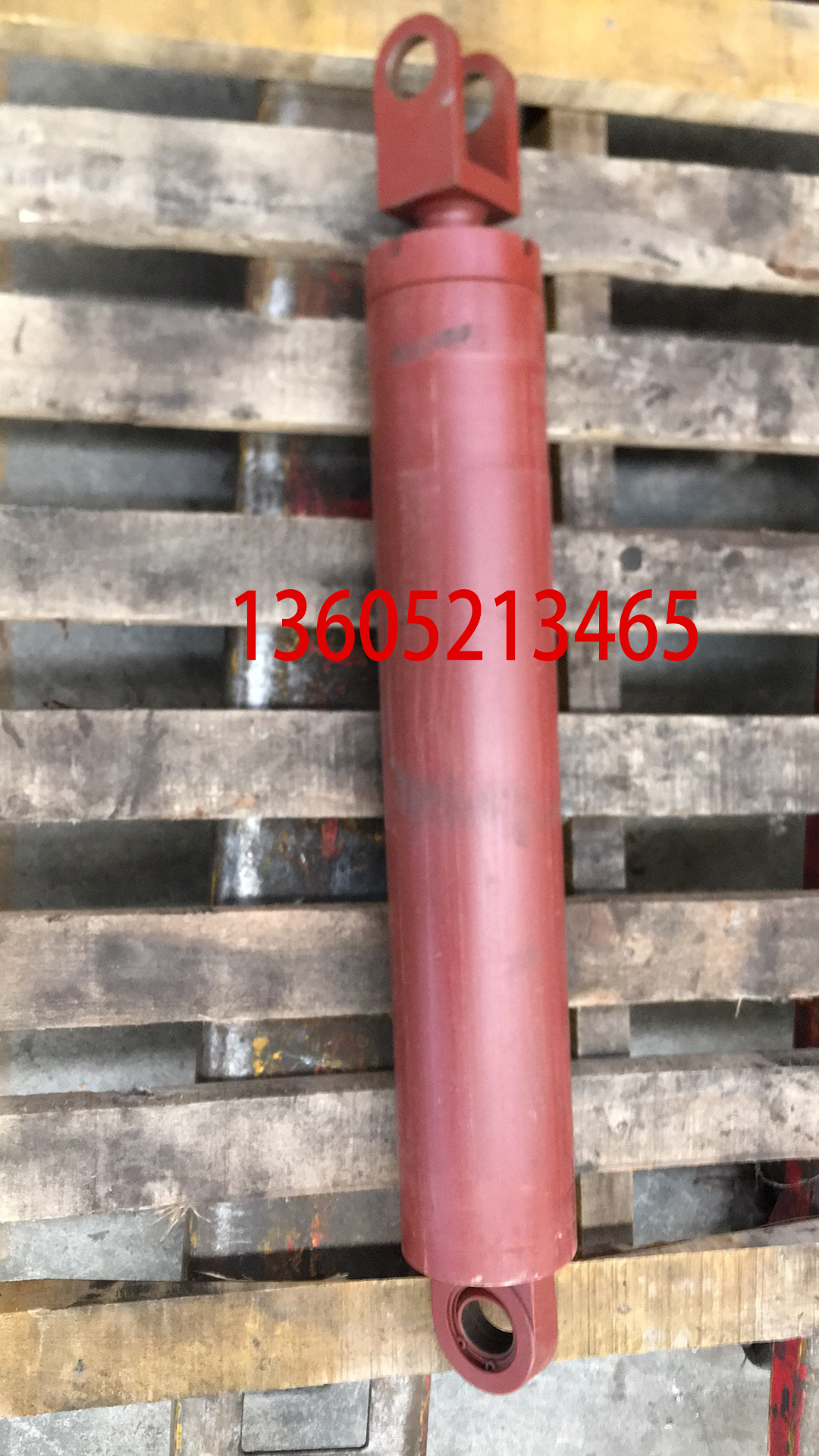 Volvo ABG leveling cylinder 58833765
