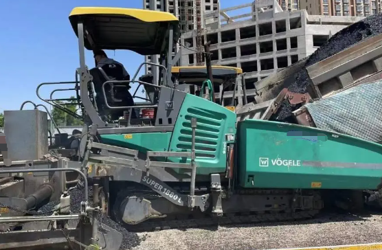 Remanufacture second-hand V ö gele S 1880 asphalt 