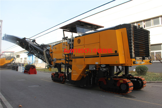 AuW185 CFi cold milling machine
