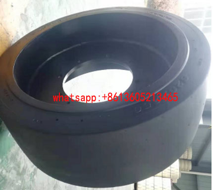 The front wheel (including hub) of the imported mi
