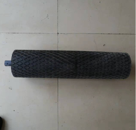 W milling machine primary belt drive roller 52667